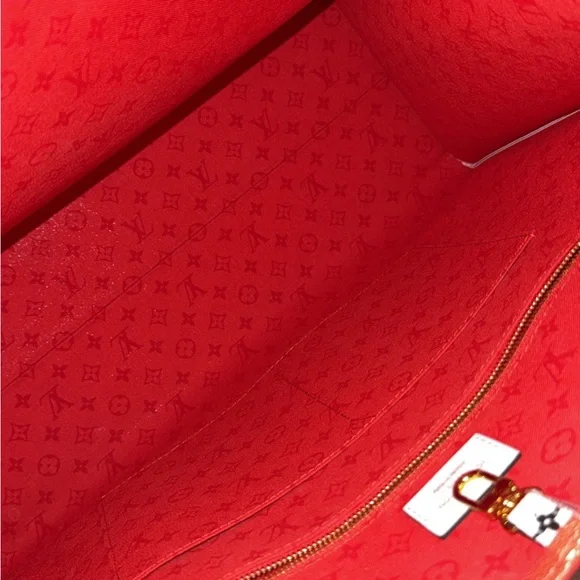 Louis Vuitton OnTheGo GM Crafty Monogram *LIMITED EDITION/AUTHENTICATED* - Picture 13 of 15